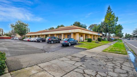 5665 N Pershing Avenue Stockton CA 95207