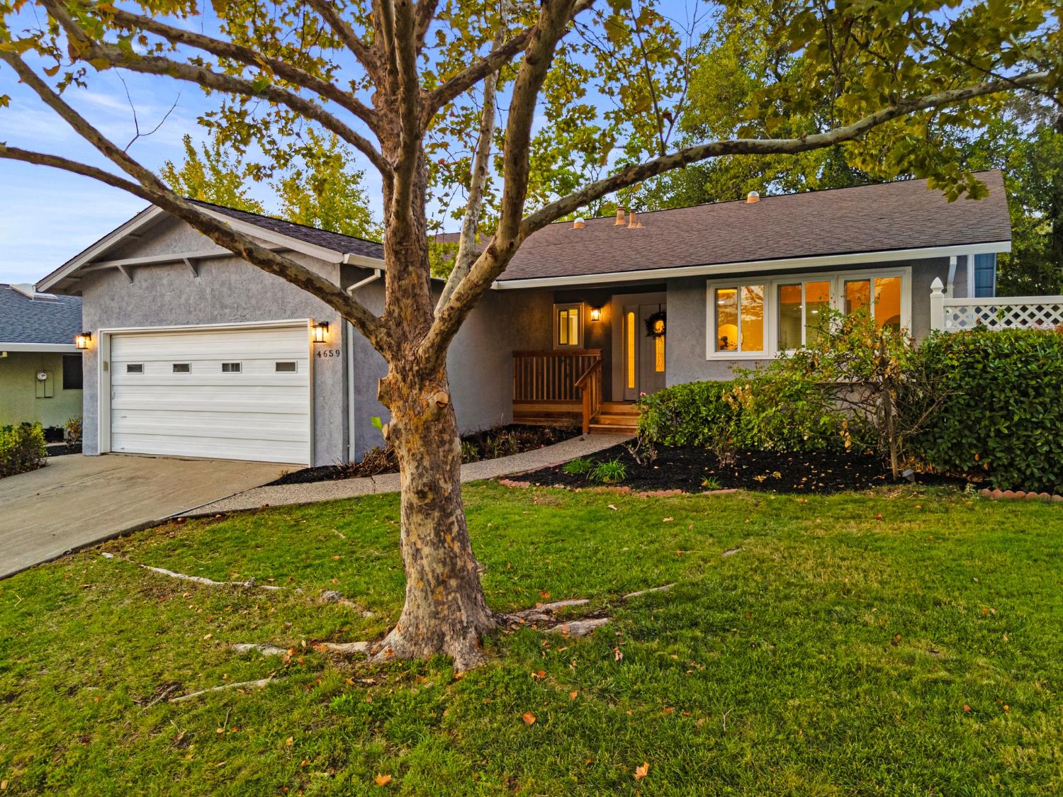 4659 Ladera Way