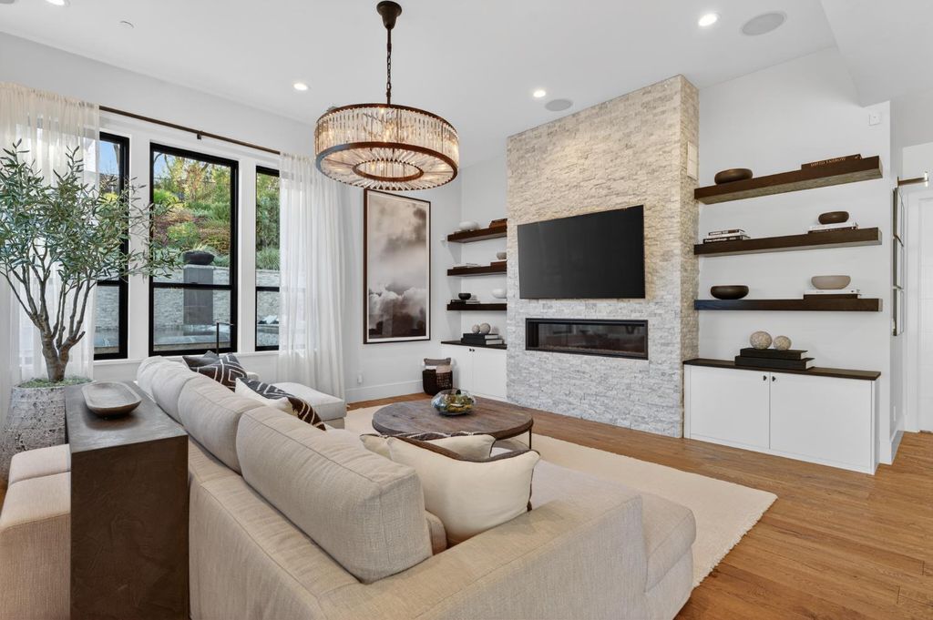 Photo of 3215 Bordeaux Drive, El Dorado Hills, CA 95762 (MLS # 226041794)