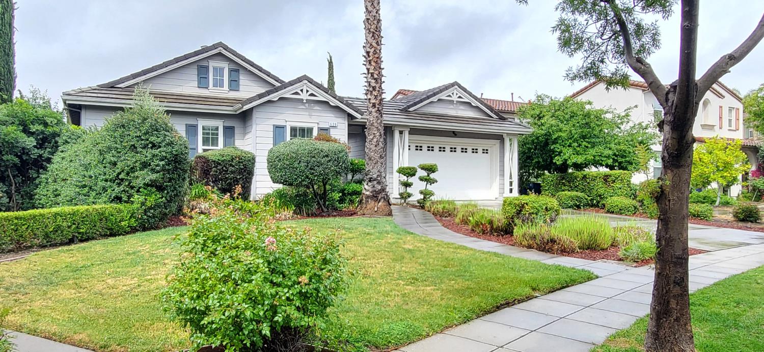620 W Privado Way