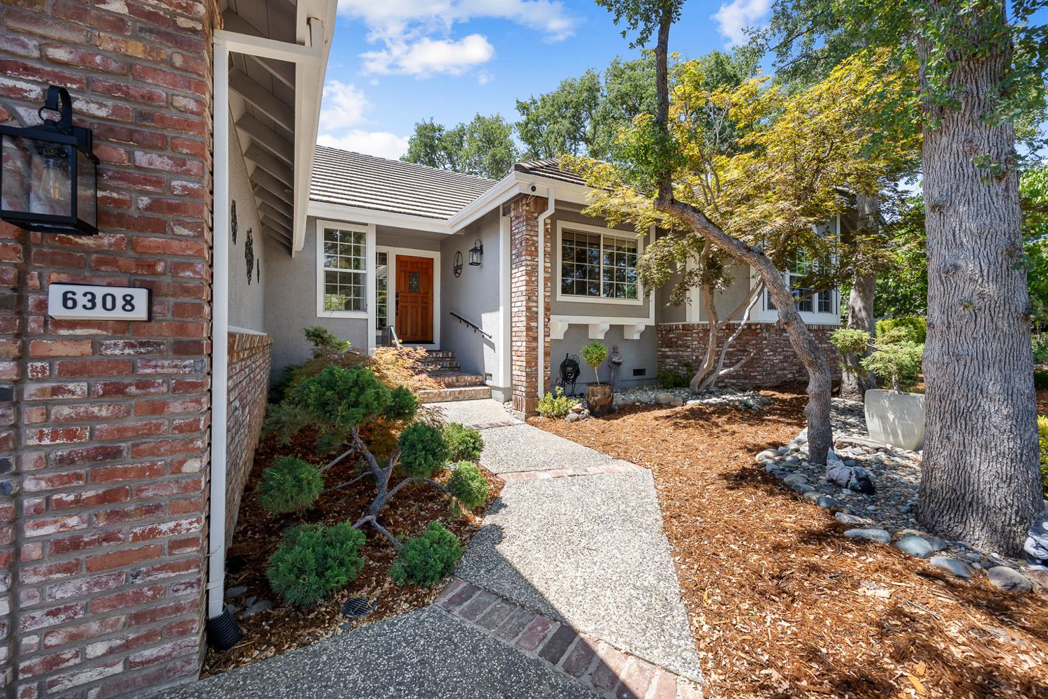6308 Puerto Drive