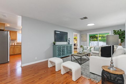7477 21st Street, Sacramento, CA 95822 - MLS#: 225058937