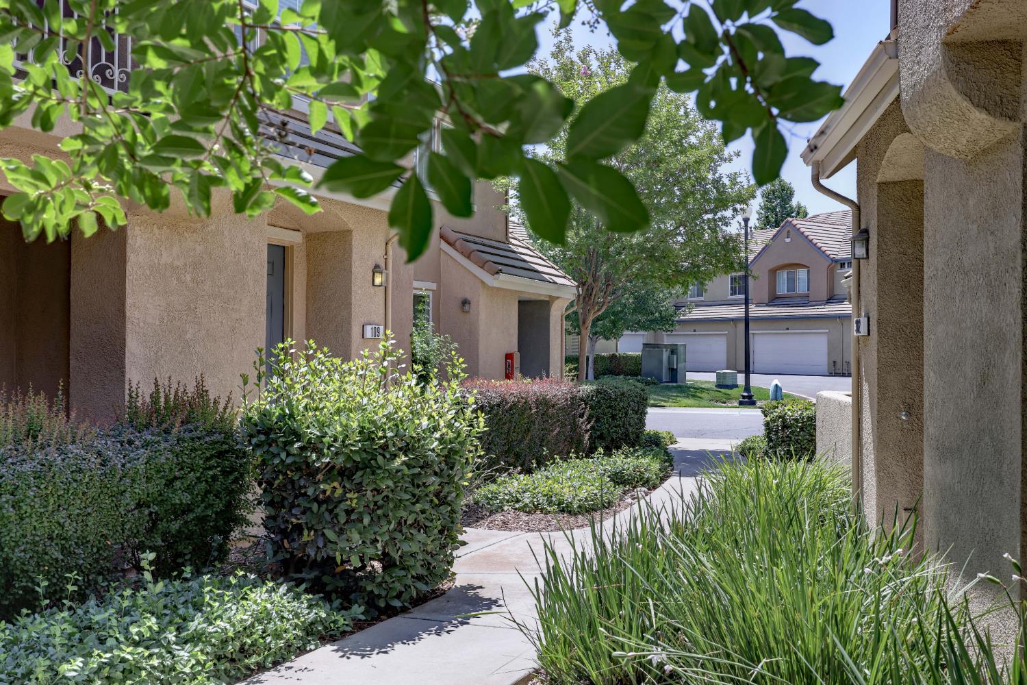 109 Dante Circle