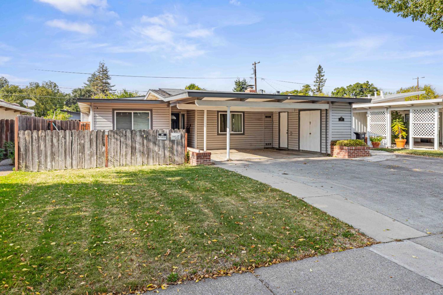 1947 Rosecrans Way