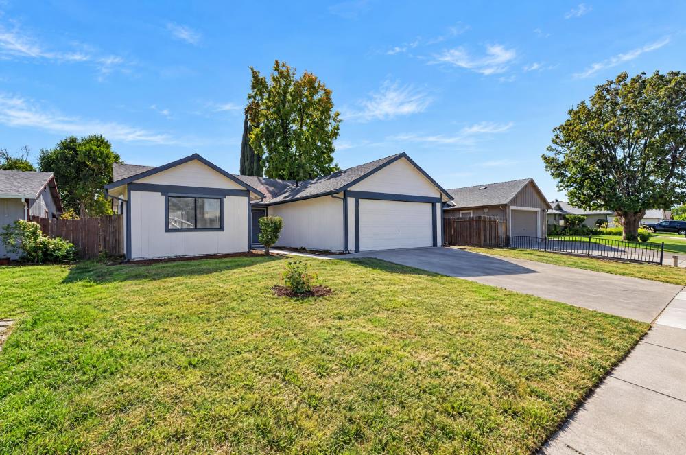 63 Abbeywood Circle