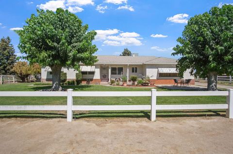 1124 Pauline Avenue Modesto CA 95358