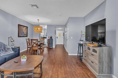 5632 Hamilton Street 71 Sacramento CA 95842