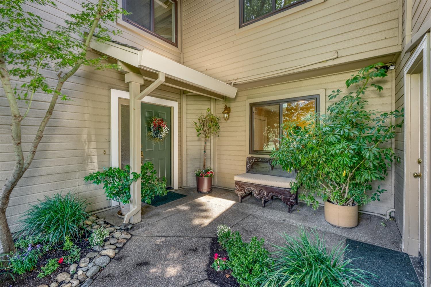 1906 University Park Drive