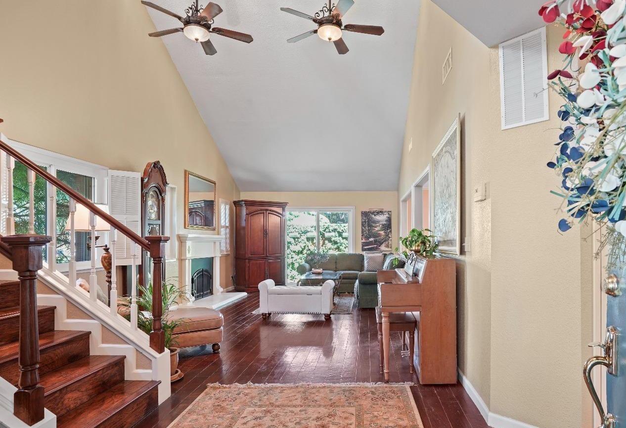 1906 University Park Drive