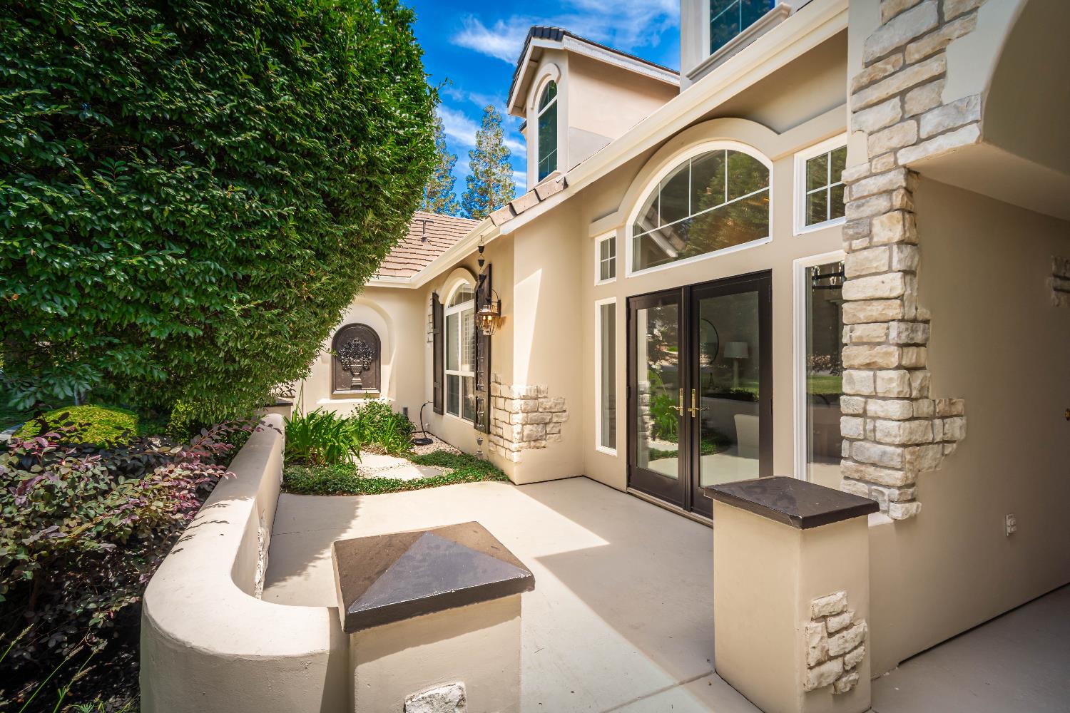 9954 Granite Crest Court