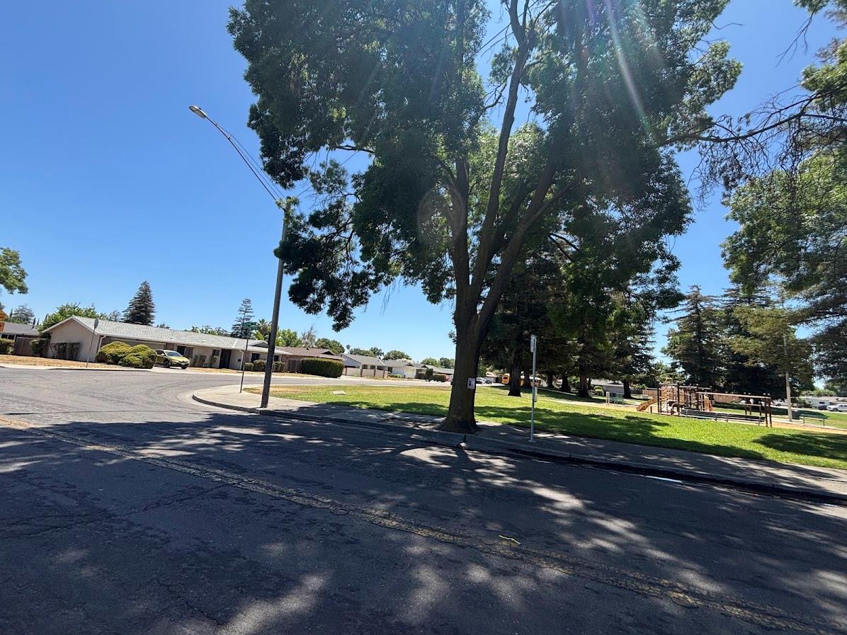 5662 Kermit Lane