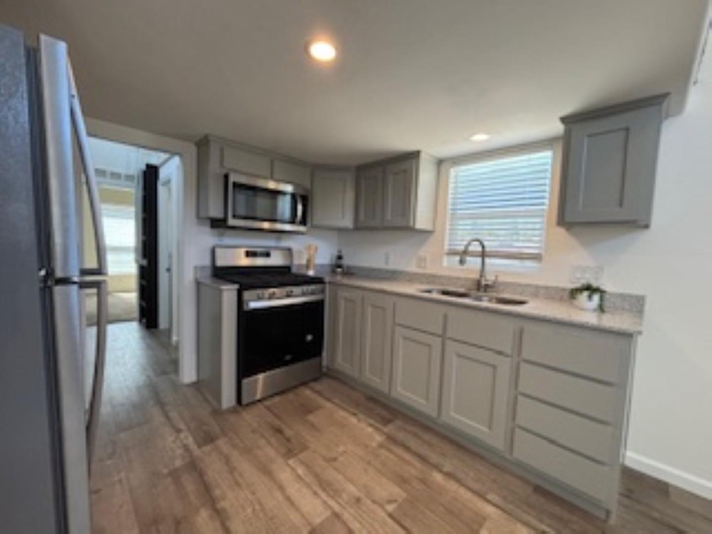 1300 E San Antonio Street 70