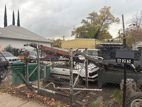 625 N sacramento Street Lodi CA 95240