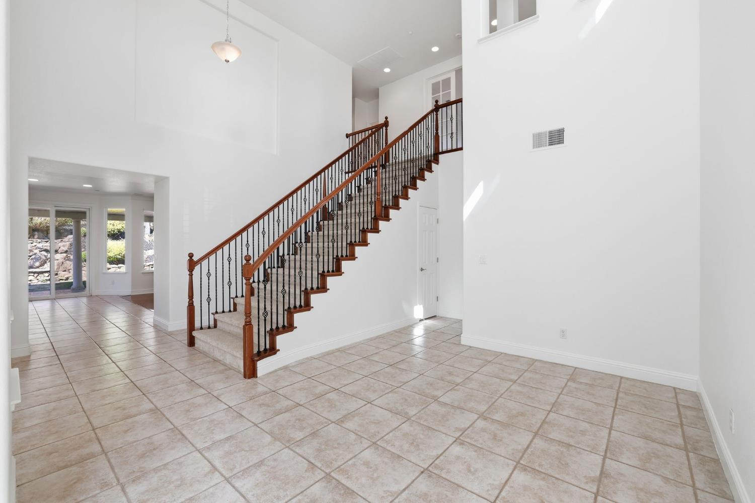 2226 TORC MOUNTAIN Lane