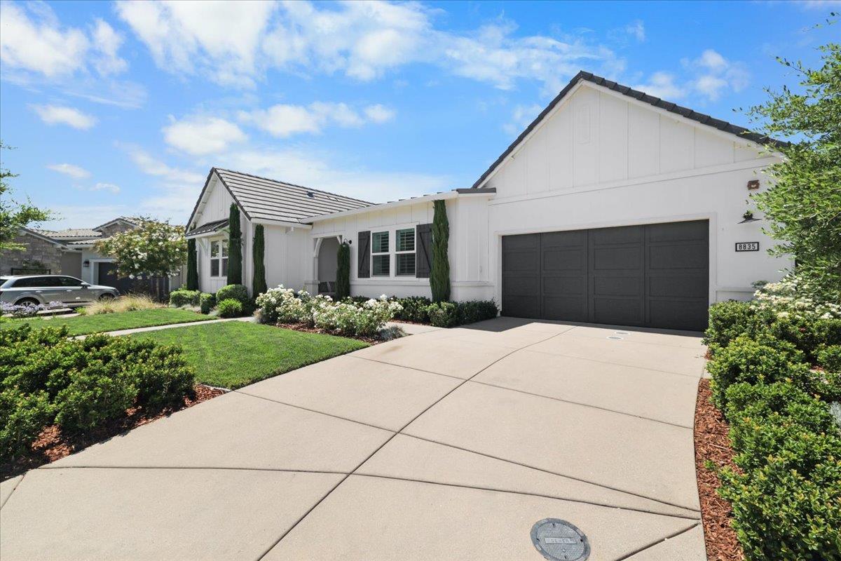 8835 Eureka Grove Circle