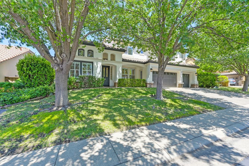 2069 Tarbolton Circle