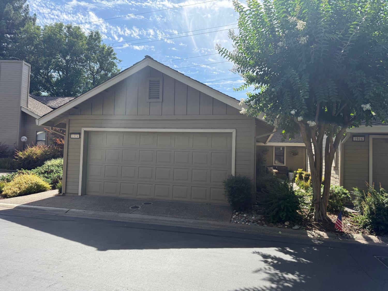 1914 University Park Drive