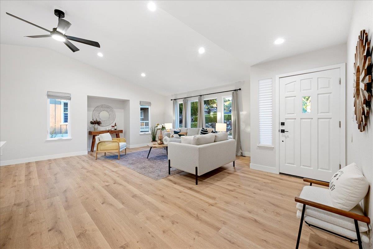 430 Perkins Way