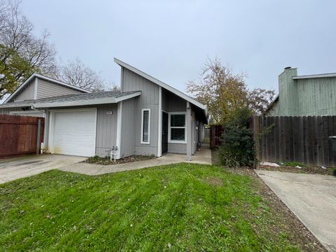 6690 Hometown Way, Sacramento, CA 95828 - #: 225131632