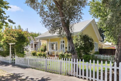 923 3rd Street Davis CA 95616