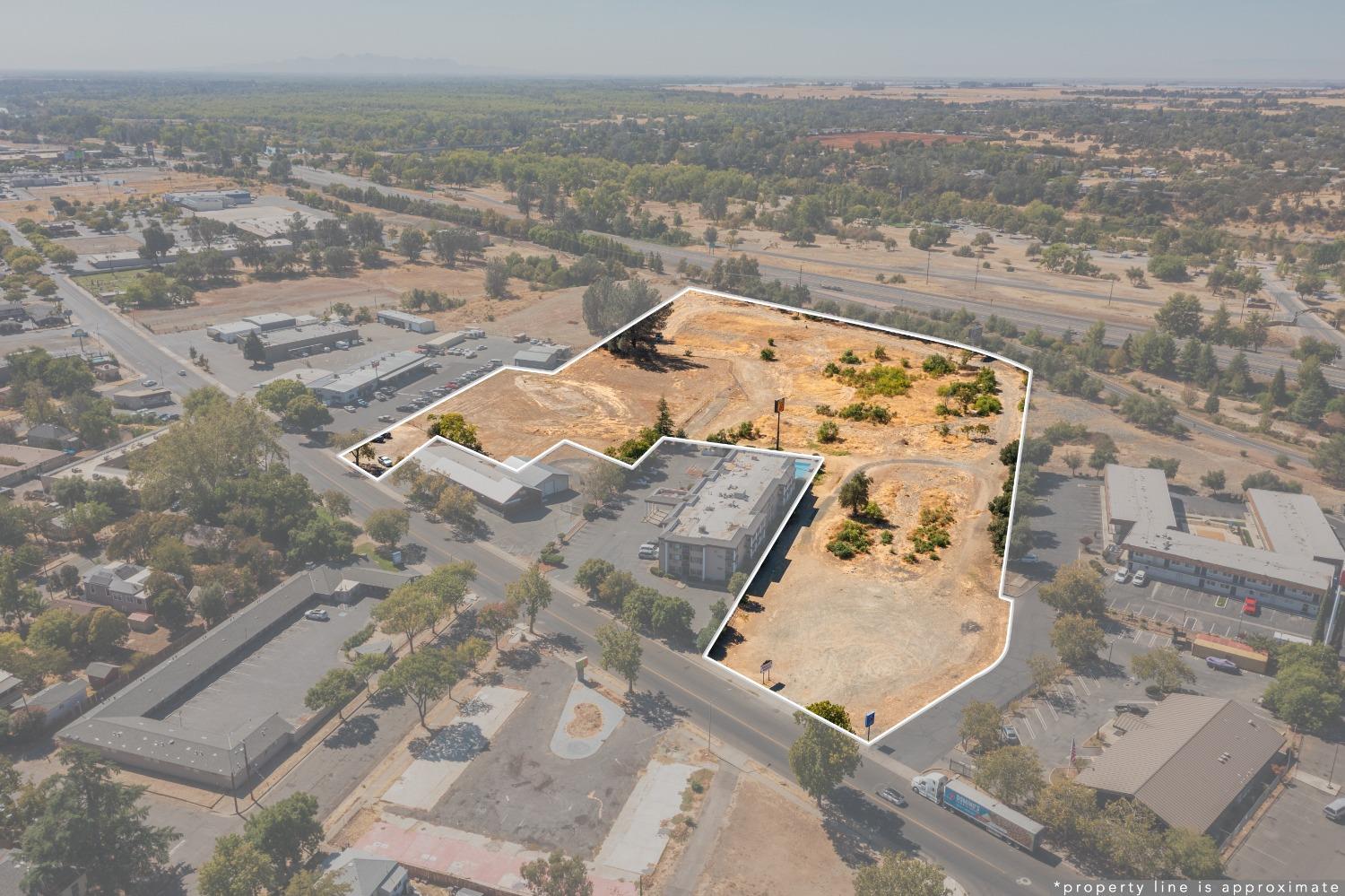 1450 Feather River Boulevard