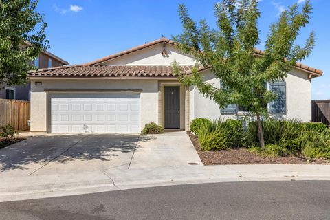 10217 Charles Morris Way Elk Grove CA 95757