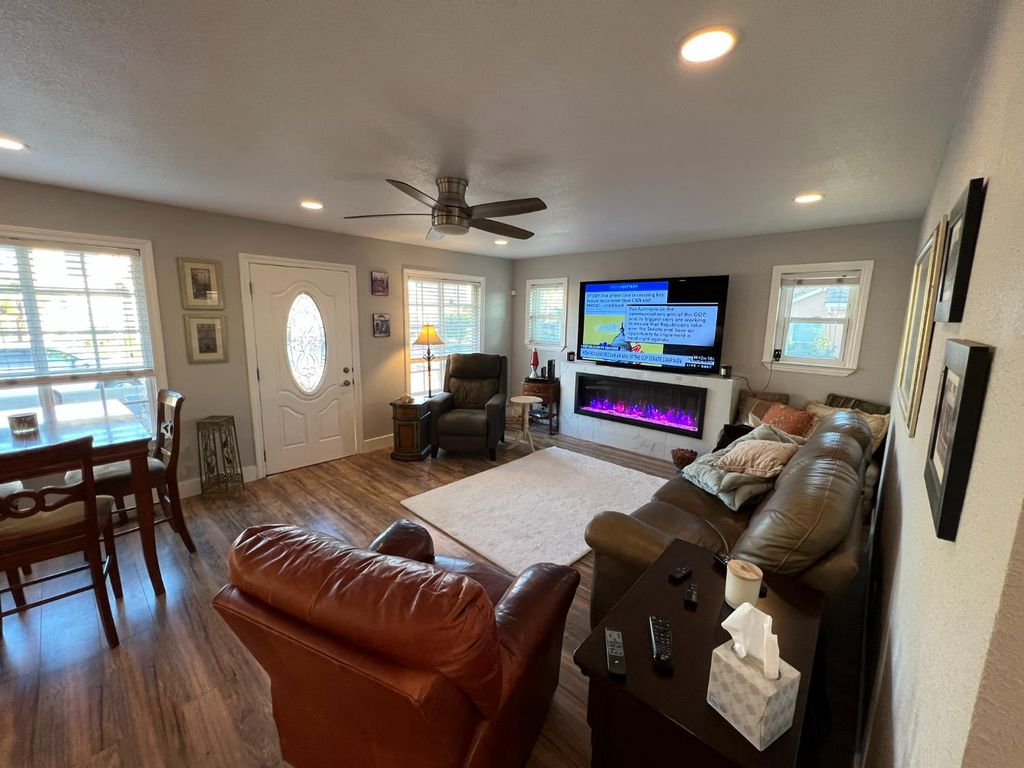 Photo of 4550 Norwood Avenue, Sacramento, CA 95838 (MLS # 226005986)