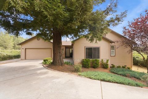 3413 Sweetwater Trail Cool CA 95614