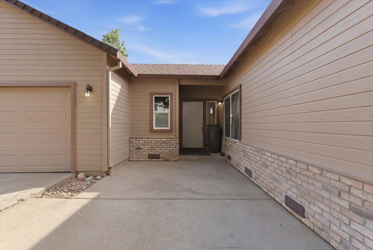 3413 Sweetwater Trail