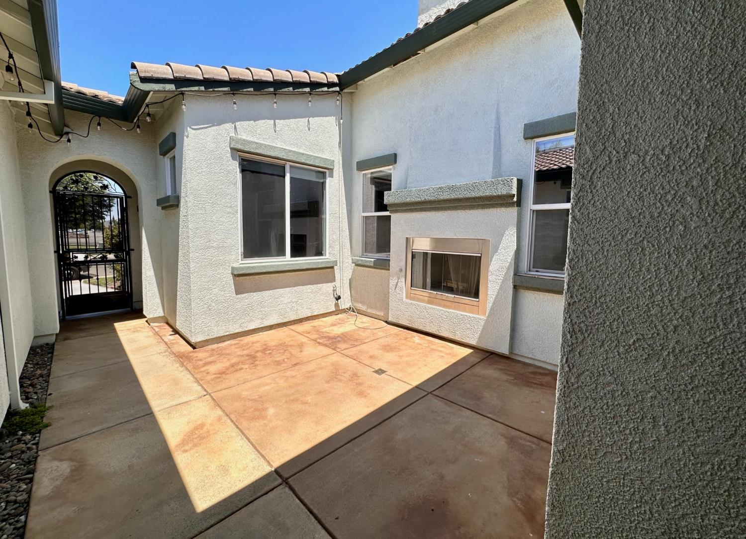 5108 Gold Autumn Way