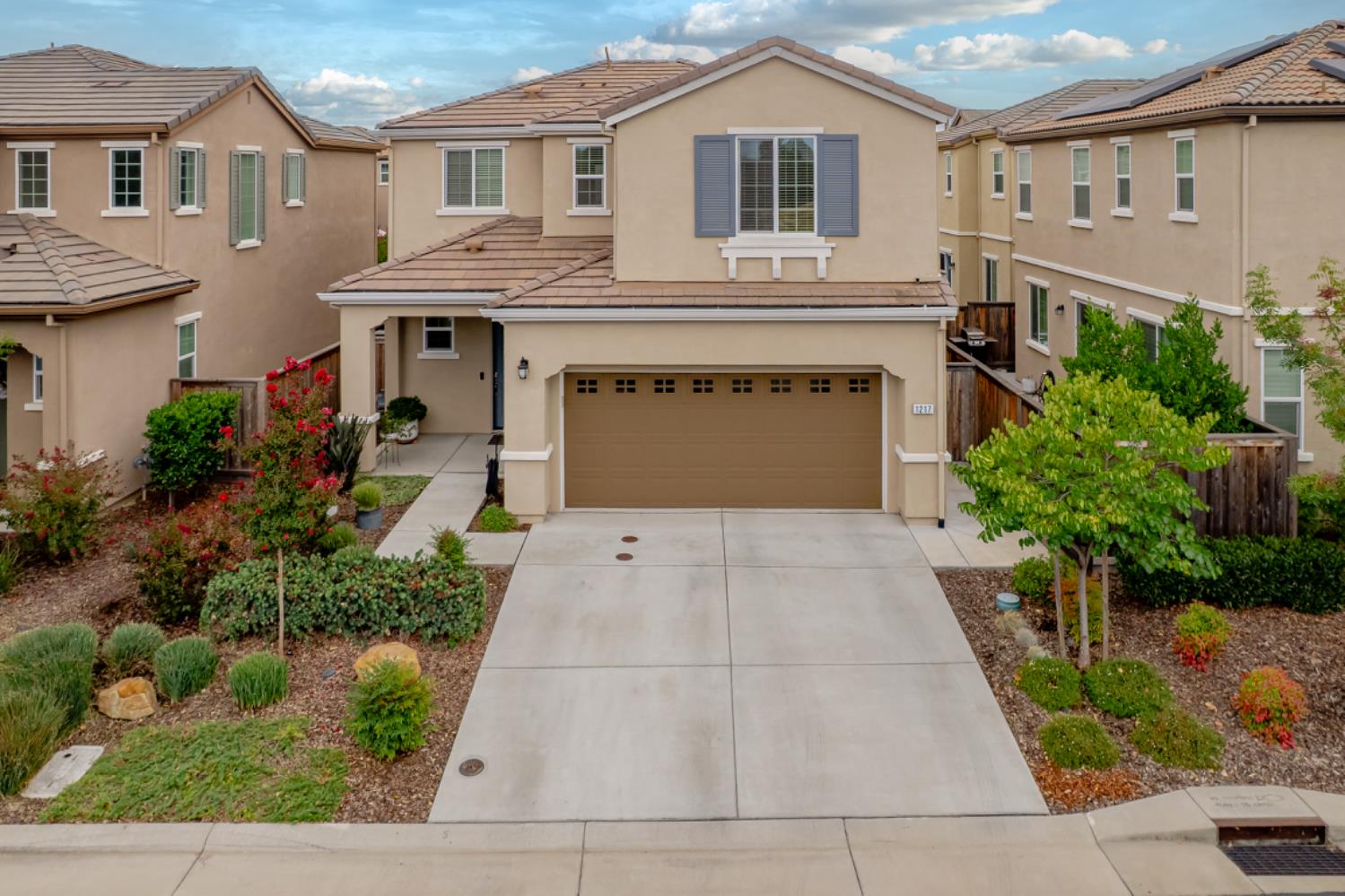 1217 Oakbriar Circle