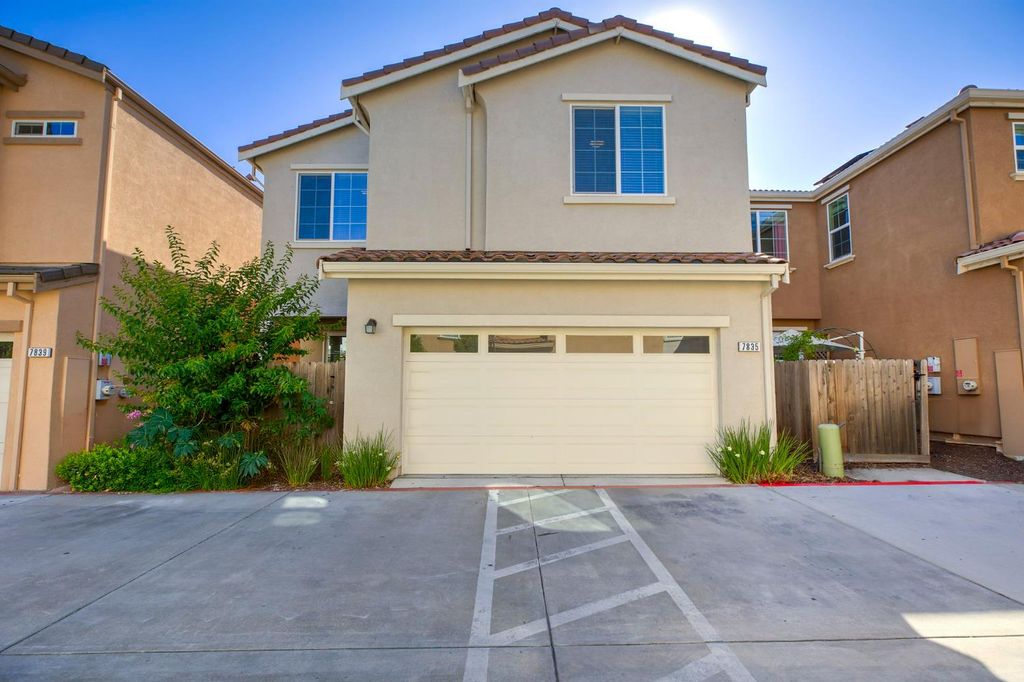 Photo of 7835 Zaragoza Walk, Sacramento, CA 95823 (MLS # 226004596)