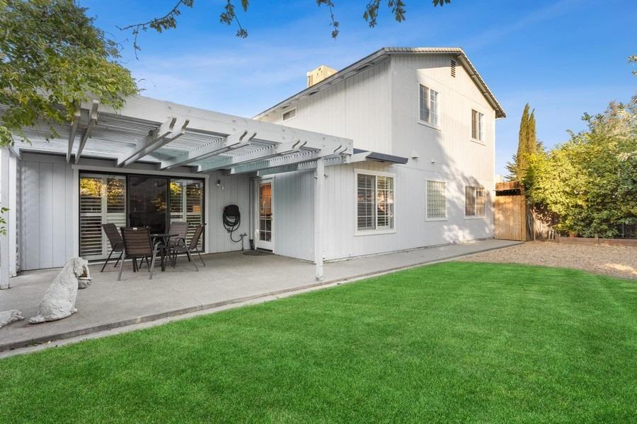 1444 Bridle Lane