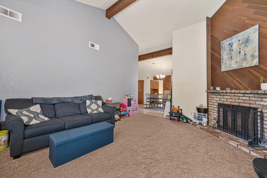 5533 Cedar Creek Way