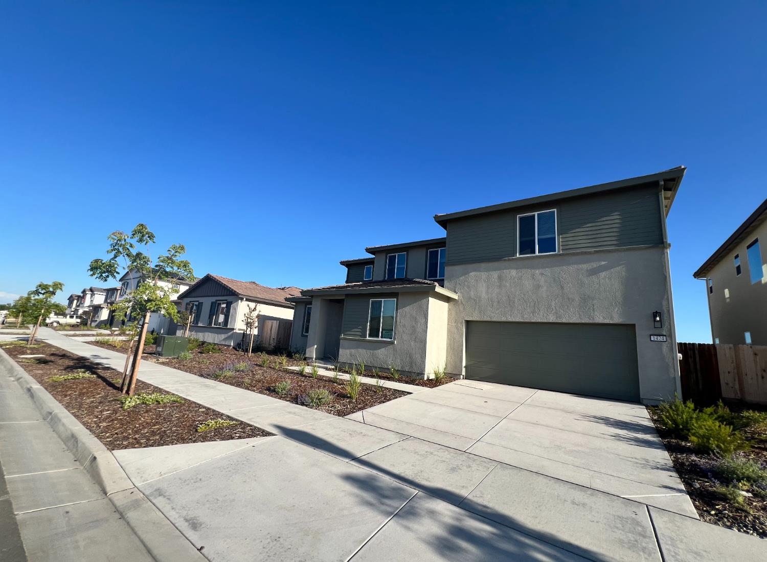 1424 Monkton Way