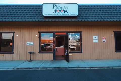 819 W F Street Oakdale CA 95361