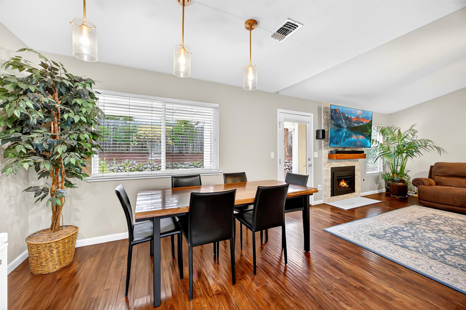 4457 Green Mountain Court