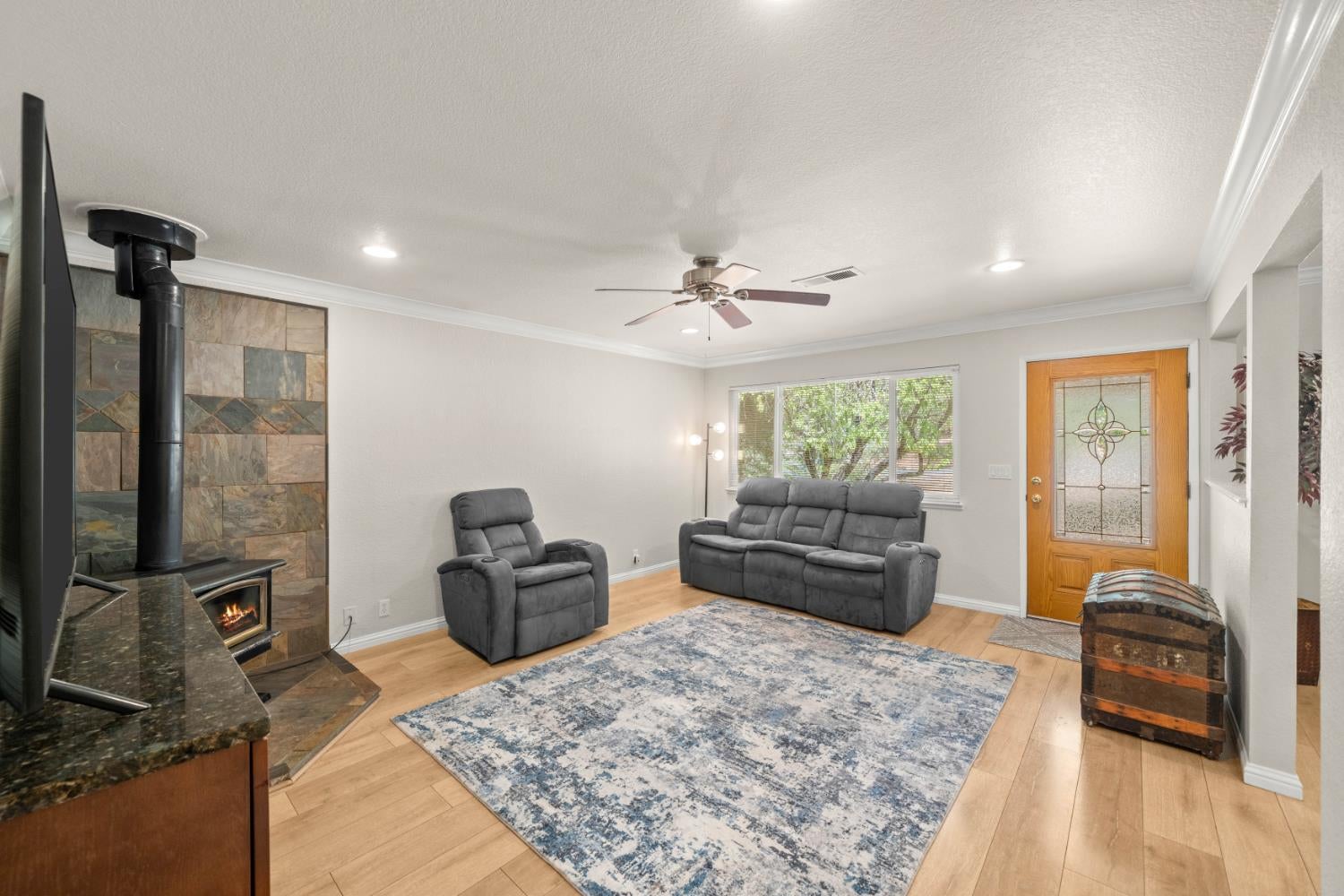 14330 Torrey Pines Drive