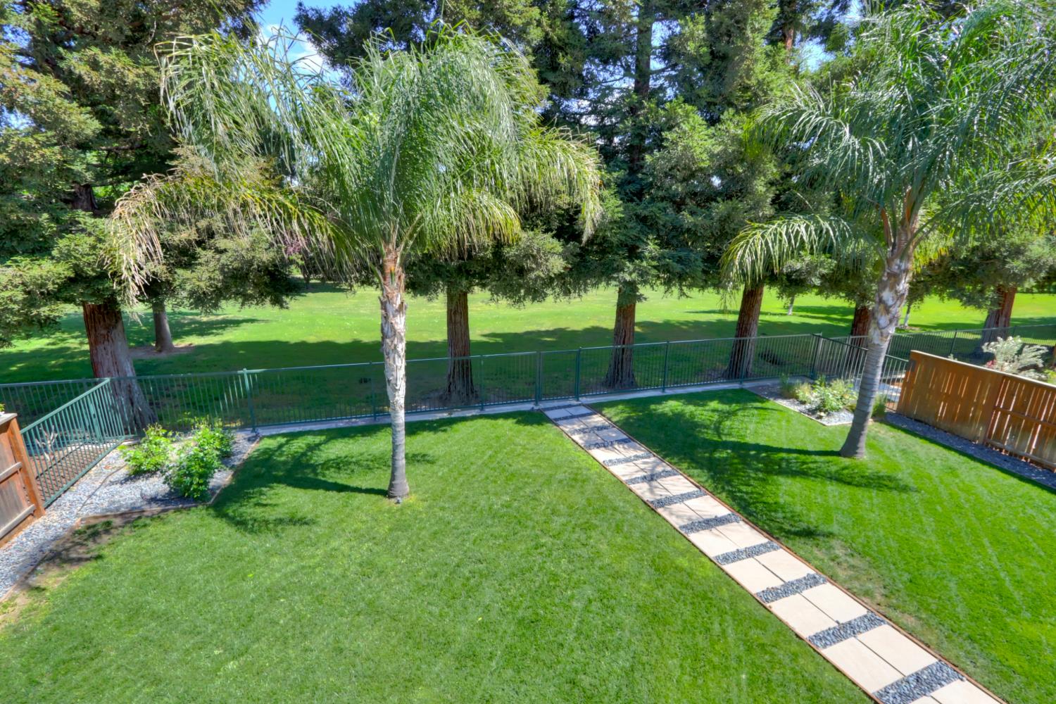 445 Westlake Drive