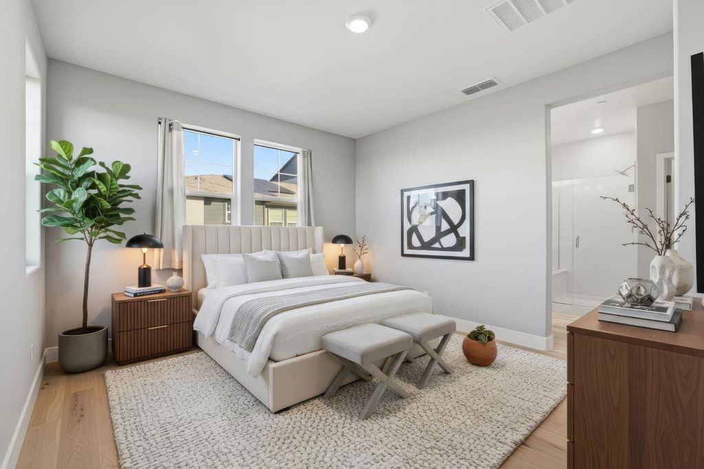 Photo of 3080 Seaspray Walk, Sacramento, CA 95833 (MLS # 226014155)