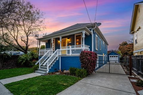 2210 Prune Street, Pinole, CA 94564 - #: 225029727