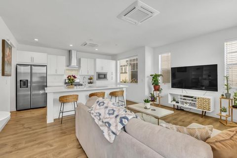 MLS: 225044506