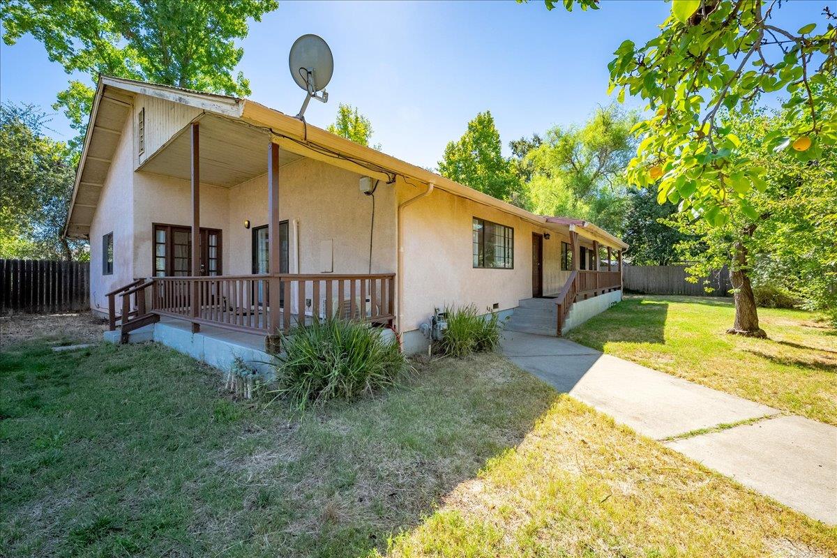 4822 Livoti Avenue