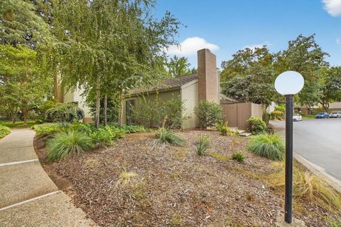 501 Dunbarton Circle Sacramento CA 95825