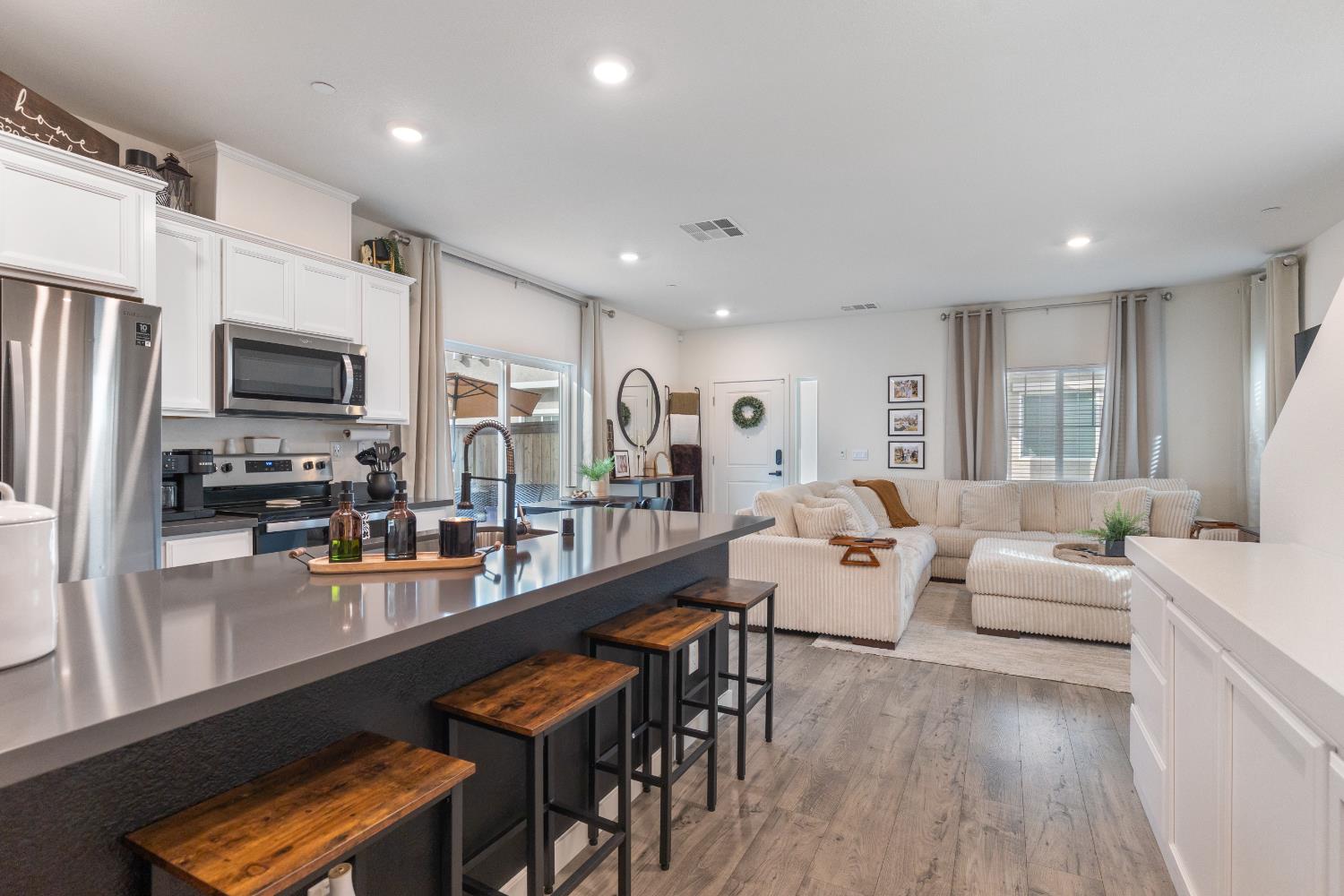 5320 Cumberland Drive