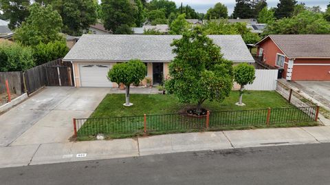 909 Meadowview Drive, Galt, CA 95632 - MLS#: 225062690