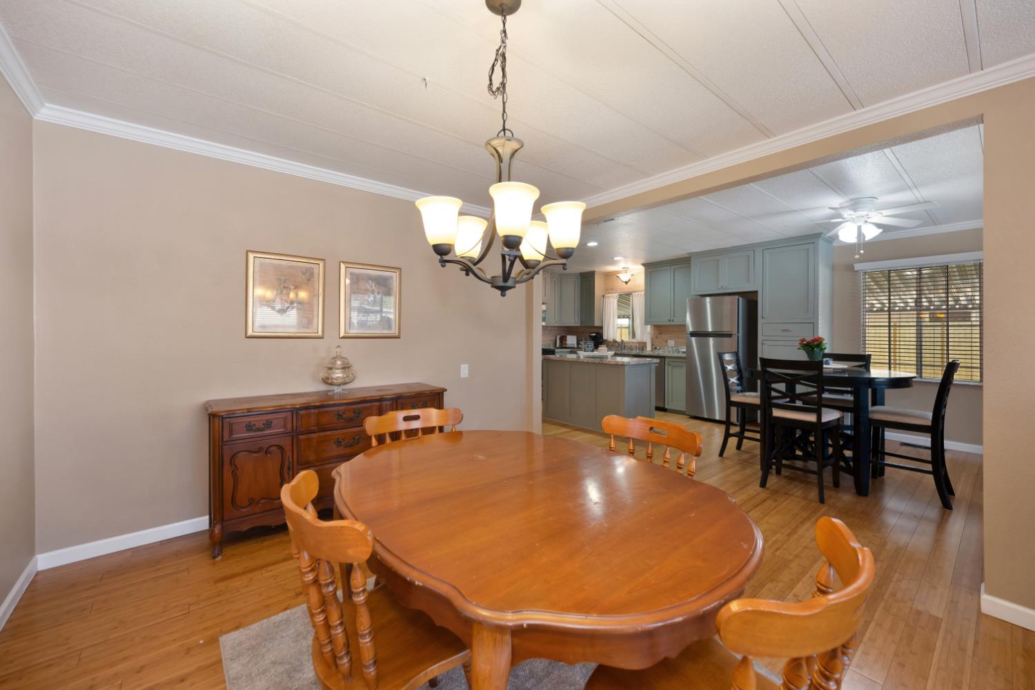 6900 Almond Avenue 99