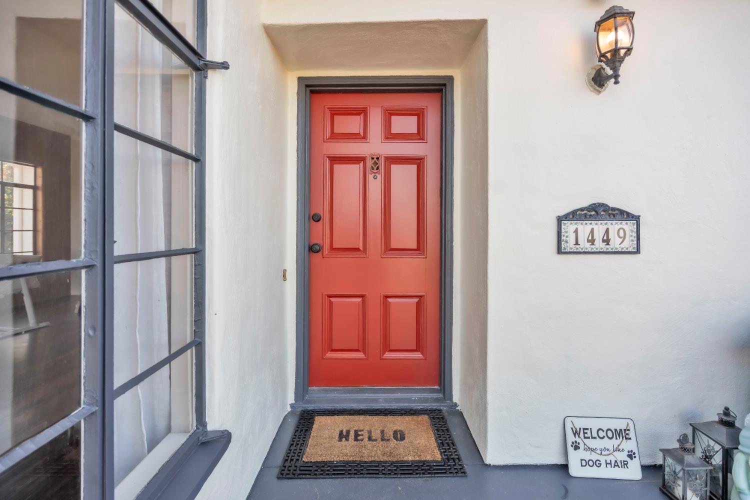 1449 Sandelin Avenue