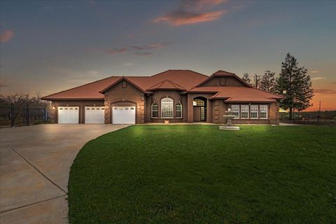 10525 State Highway 33 Patterson CA 95363