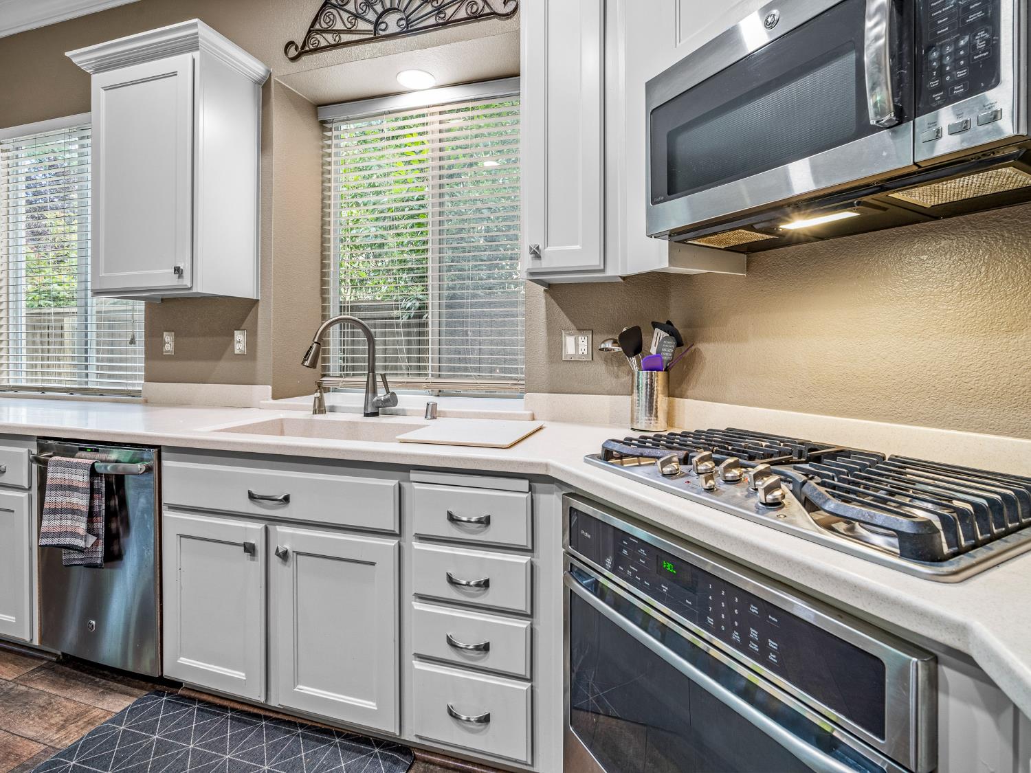 3522 Cabrito Drive